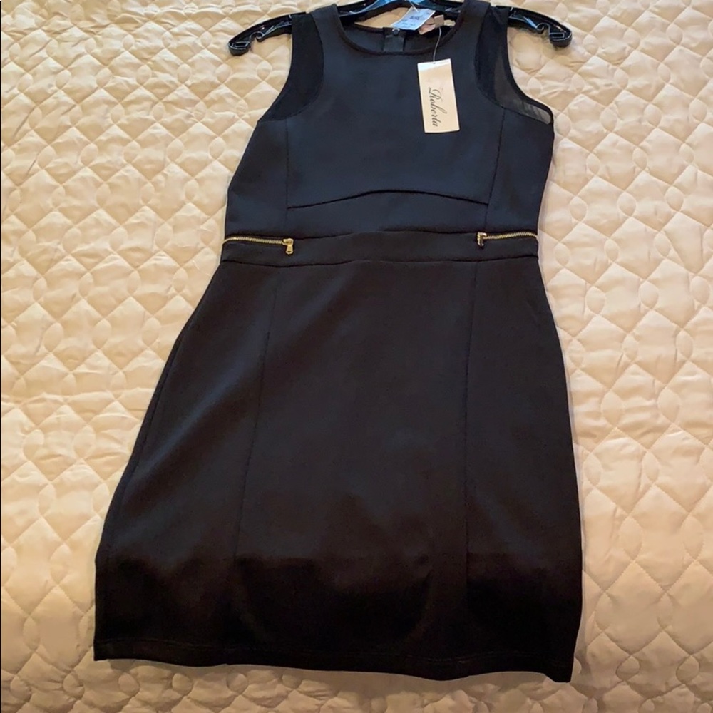 Juniors black dress